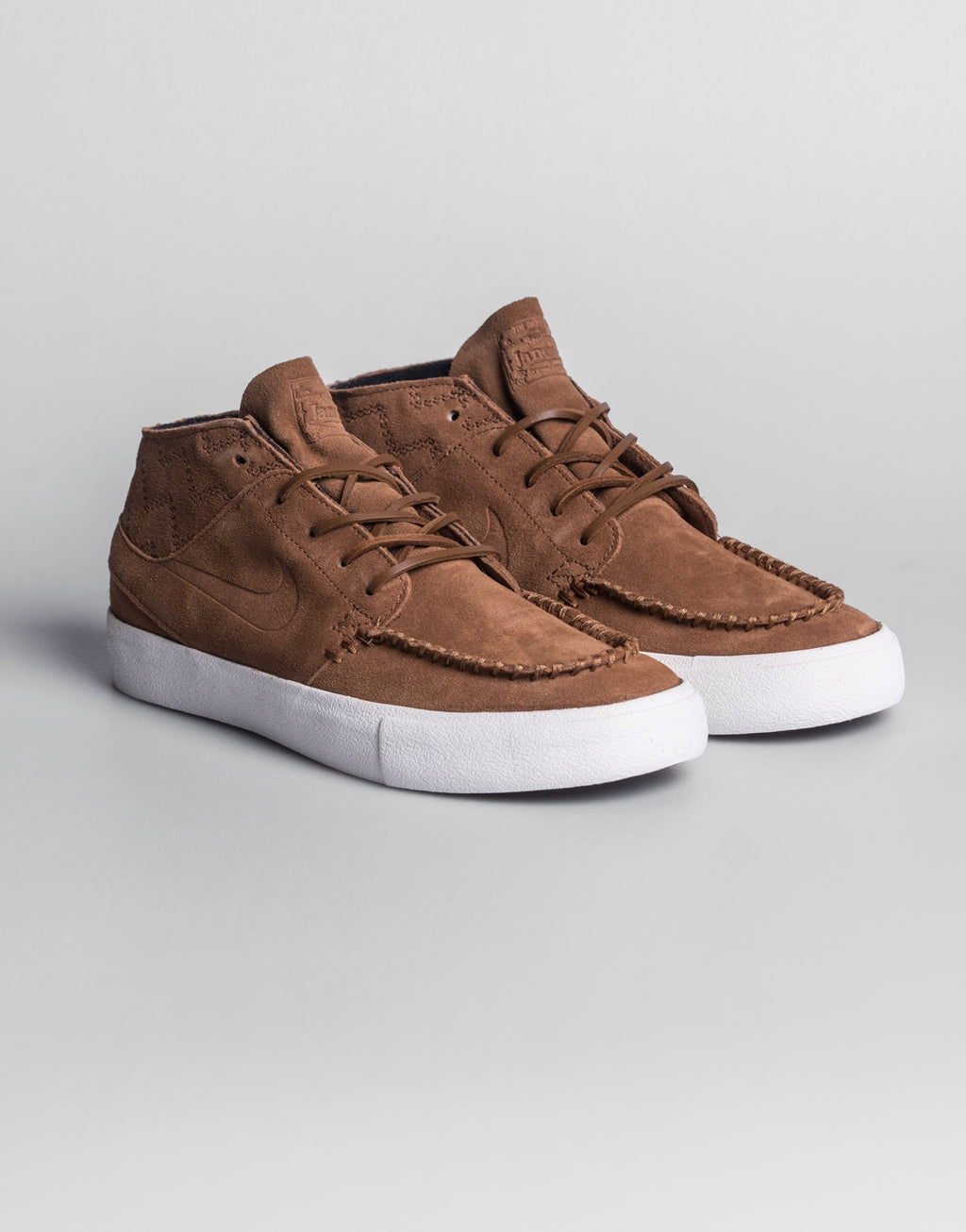 Zoom Janoski Mid RM Crafted