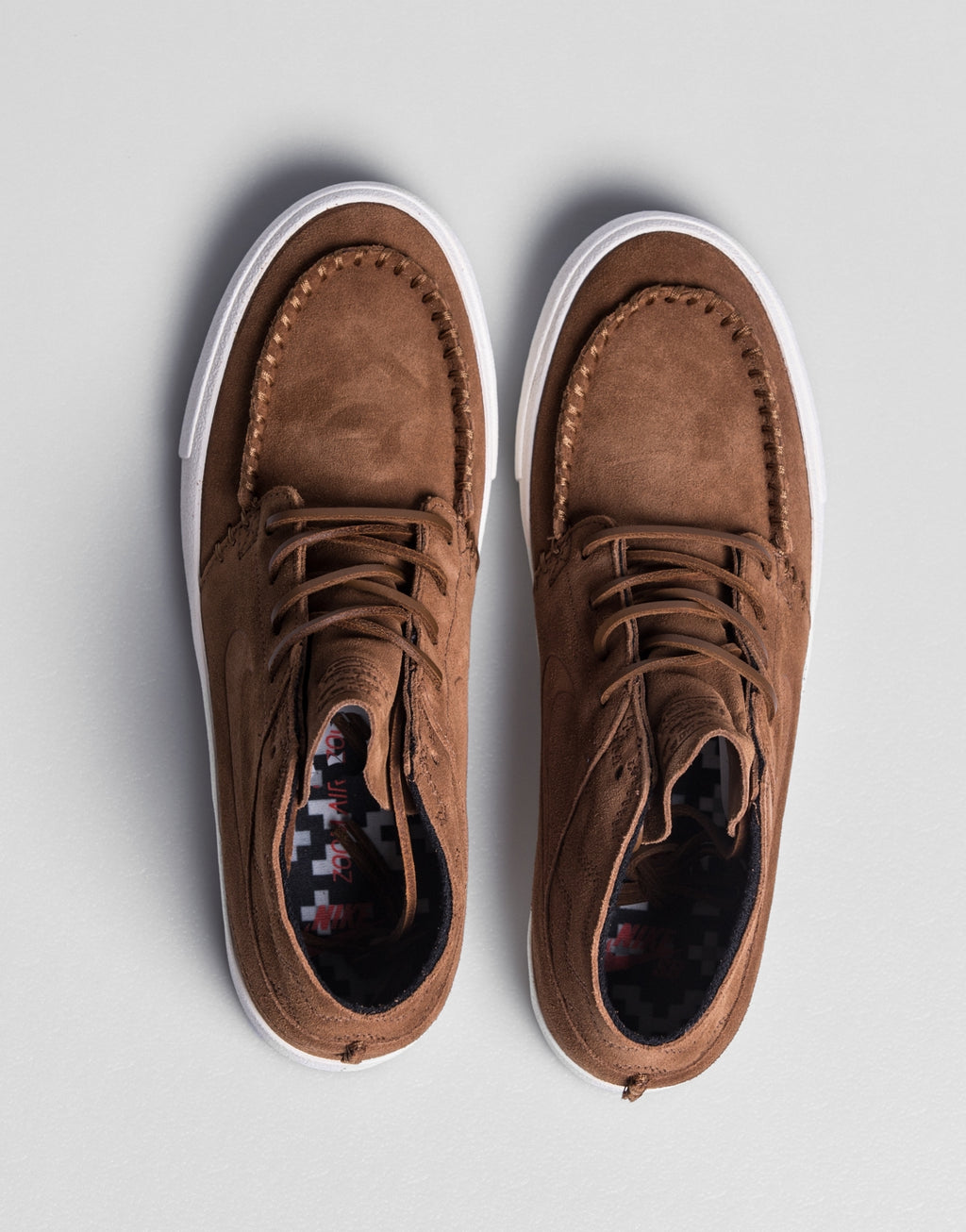 Zoom Janoski Mid RM Crafted