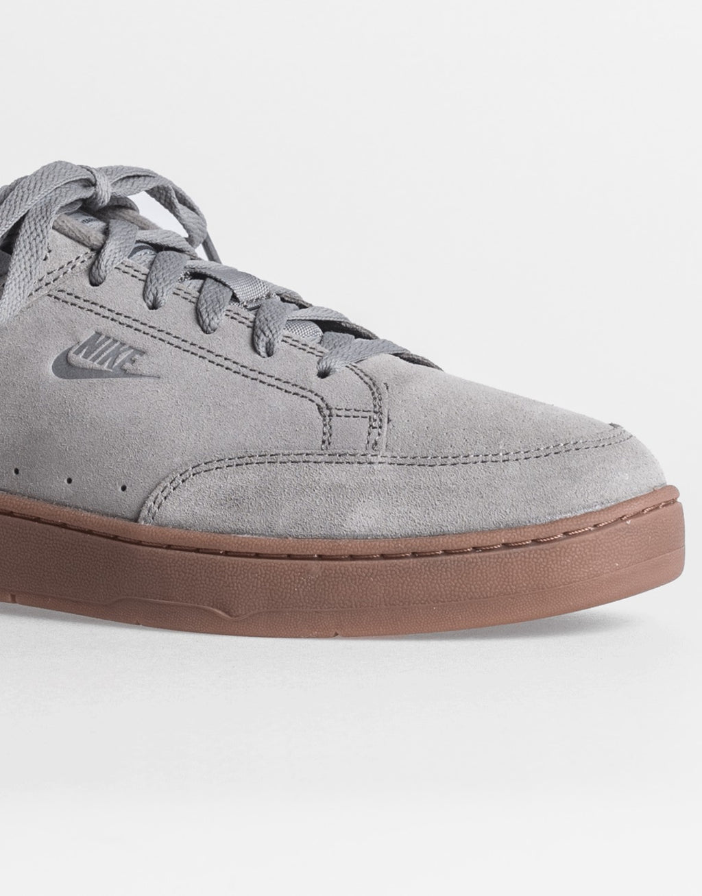 Grandstand II Suede