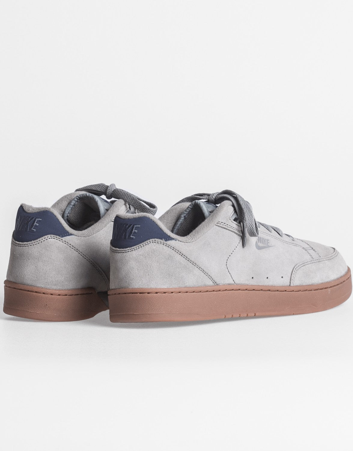 Grandstand II Suede