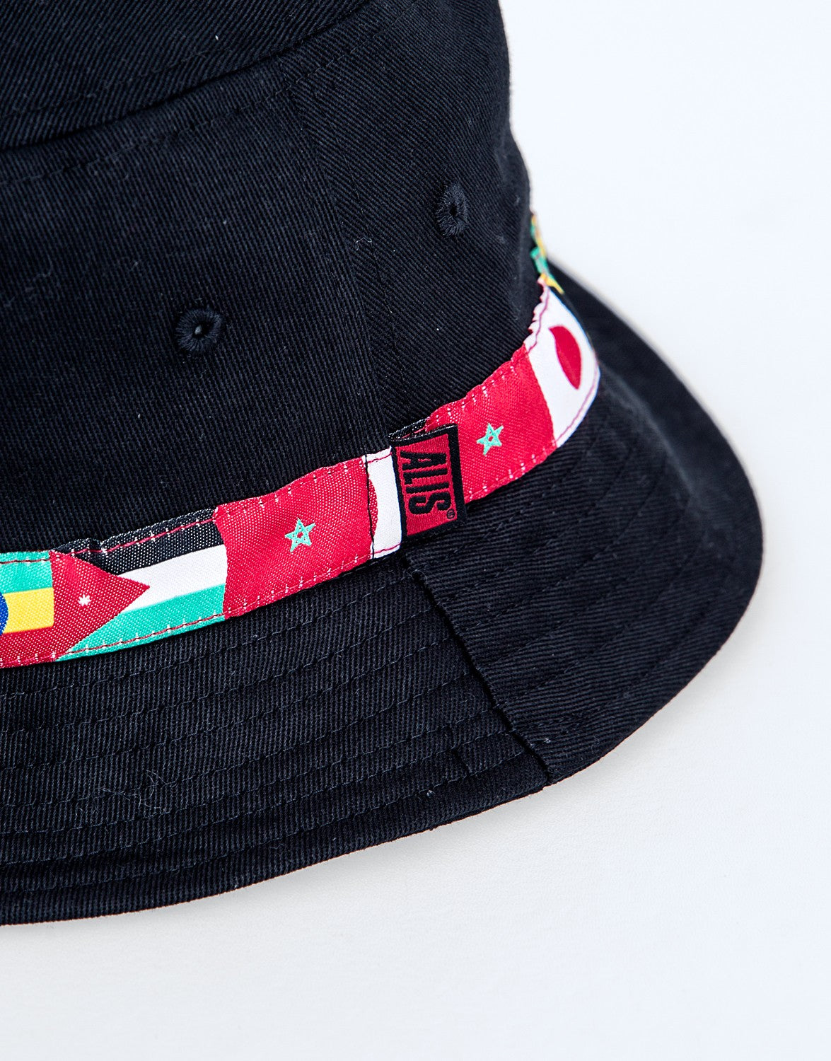 Going Global Bucket Hat