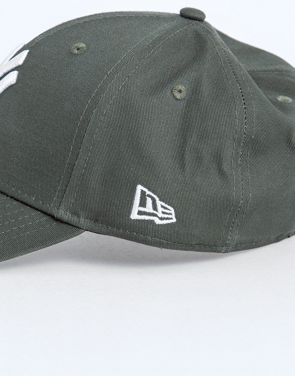 New York Yankees League Essential 940 Cap
