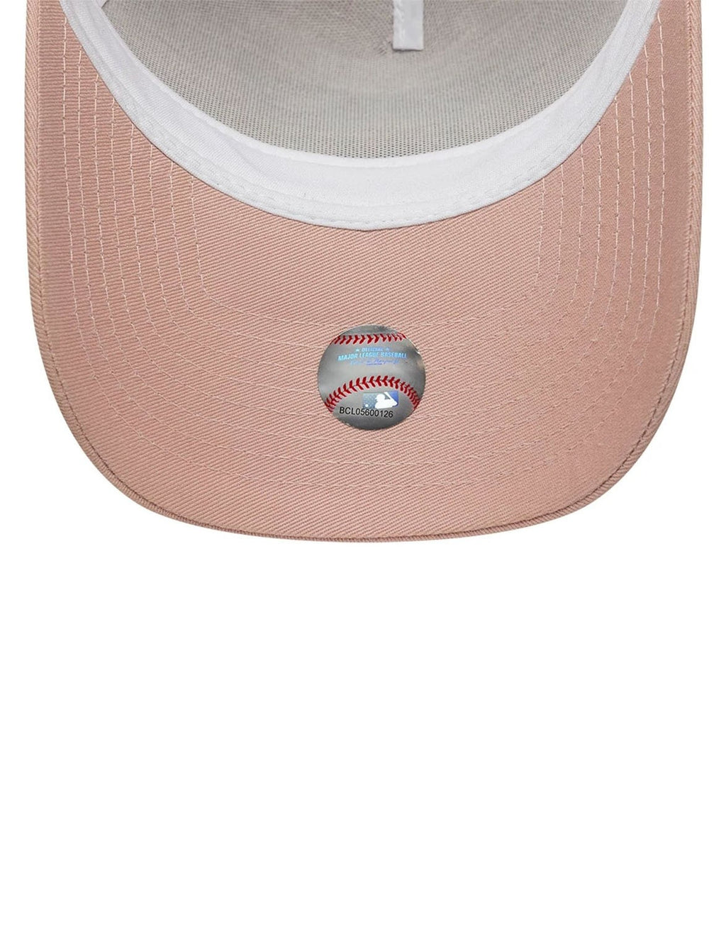 New York Yankees MLB Outline 9FORTY Trucker Cap